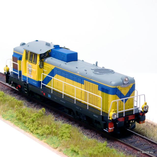 Lokomotywa uniwersalna spalinowa SU42 (EFC-Loko SU42515)