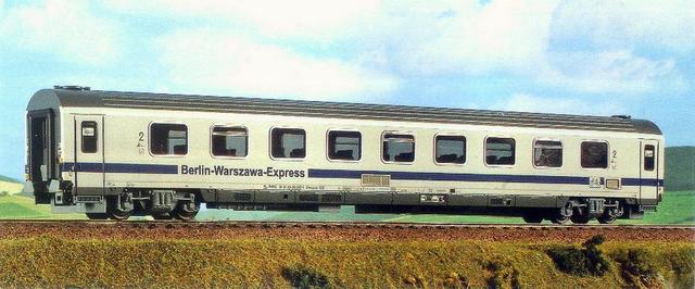 Wagon osobowy 2 kl Berlin-Warszawa-Express Bmnopuvz (ACME 52739)