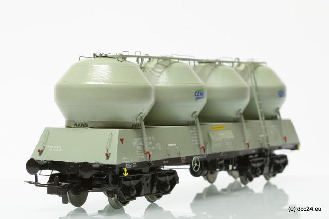 Wagon zbiornikowy  Uacs (Jan-Kol 022-3)