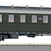 Wagon osobowy 2 kl Bhxz (Roco 45846)