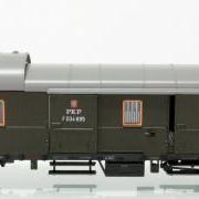 Wagon bagażowy F (Roco 64449)