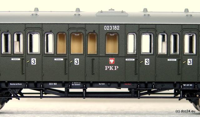 Wagon osobowy 3 kl C (Piko 95947)